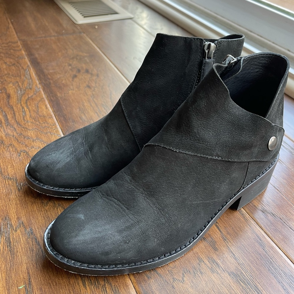 Eileen Fisher Booties